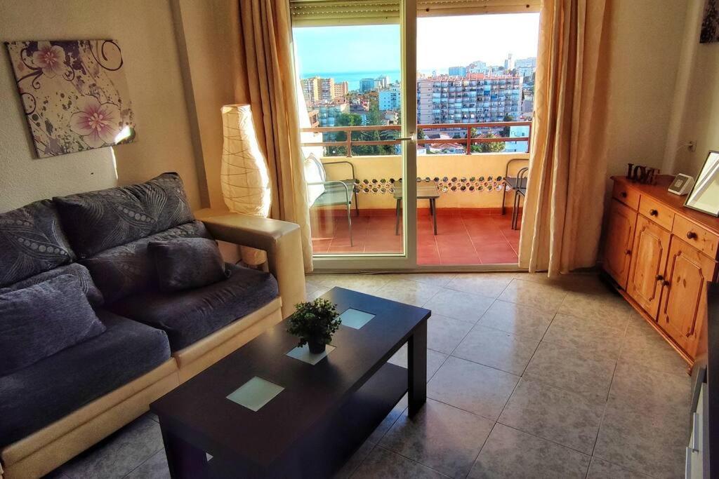 Apartamento Con Vistas Al Mar En Puerto Marina Apartment Torremolinos Luaran gambar