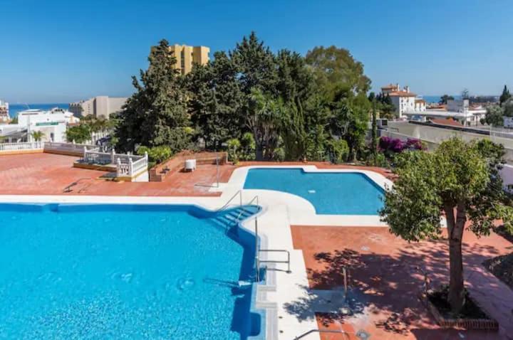 Apartamento Con Vistas Al Mar En Puerto Marina Apartment Torremolinos Luaran gambar